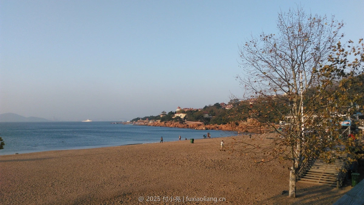 从秋天到冬天，从清晨到日落-海水浴场的场景变换